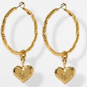Vanessa Mooney Gold plated Earrings with Heart Charms
